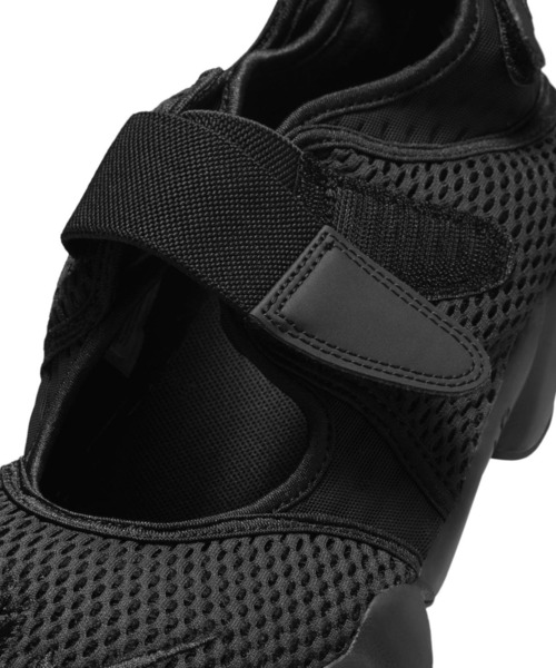 NIKE(ナイキ)の「AIR RIFT BR 847609-001(スニーカー・メンズ・ブラック・24.0cm/29.0cm/25.0cm/28.0cm/27.0cm/26.0cm)」の6枚目の写真