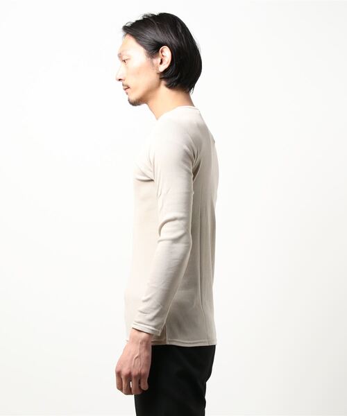 GREEN BOWL（グリーンボウル）の「GREEN BOWL Rib T-shirts/グリーンボウルリブTシャツ（Tシャツ/カットソー・メンズ・杢グレー/グレイッシュブルー/ライトイエロー/ライトカーキ/サーモンピンク/ワインレッド/グレイッシュベージュ/サックスブルー/ライトピンク/ベージュ/ダークベージュ/ロイヤルブルー/イエロー/ブラック/アイボリー/ネイビー/ダークグリーン/オフホワイト・38/40）」の19枚目の写真