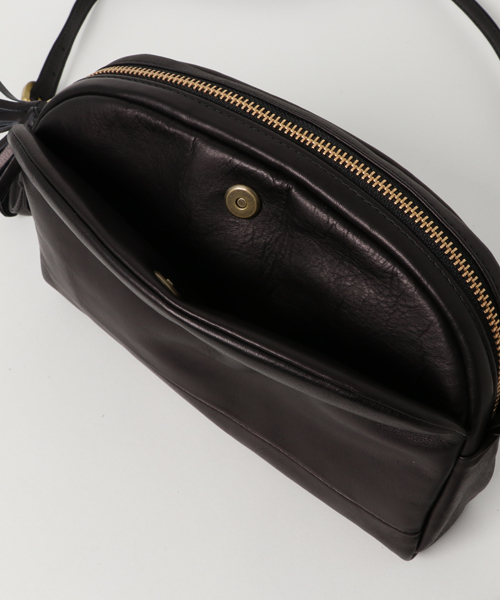 sot（ソット）の「≪sot pistie≫ピケットレザー ラウンドショルダー