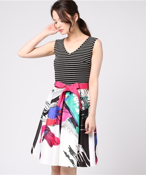 Rinascimento リナシメント の 17ss Rinascimento リボンベルト付きボーダーワンピース ワンピース Wear