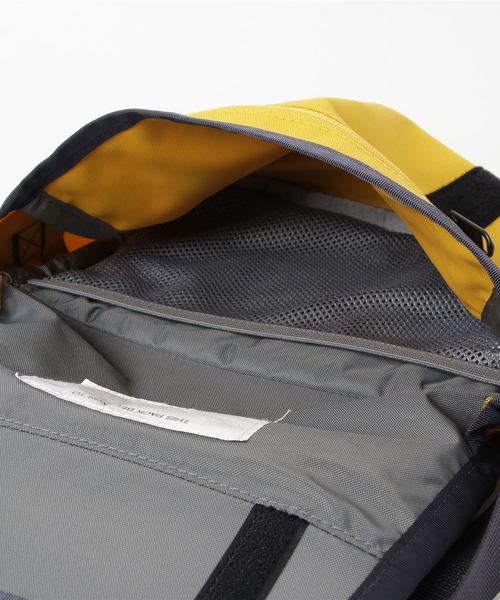 THE NORTH FACE(ザノースフェイス)の「ザ・ノース・フェイス キッズショルダーバッグ / ショルダーポーチ(ショルダーバッグ・キッズ・ネイビー/モスグリーン/ライトパープル/スカイブルー/ライトベージュ/ピンク/マスタード/ベージュ系その他・ONE SIZE)」の13枚目の写真