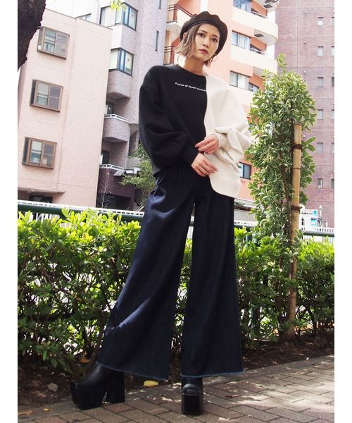 EMODA（エモダ）の「カットオフフィットジャストウエストデニム（デニムパンツ・レディース・ブラック/インディゴブルー・SMALL/MEDIUM/X-SMALL）」の5枚目の写真