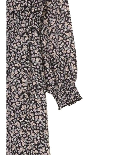 YECCA VECCA（イェッカヴェッカ）の「・小花プリントロングワンピース（ワンピース・レディース・マルチ/ラベンダー・FREE）」の8枚目の写真