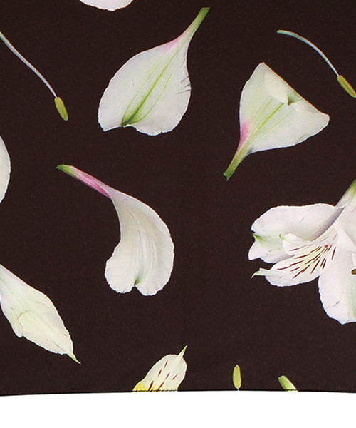 Wpc.（ダブリュピーシー）の「plantica×Wpc. フラワーアンブレラ ロング（長傘・レディース・ブラック/ネイビー/ピンク/オレンジ/ブルー/ブラック系その他・FREE）」の18枚目の写真