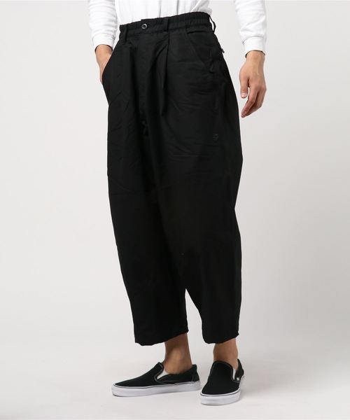 ALDIES（アールディーズ）の「Sensation Wide Pants / センセーションワイドパンツ（チノパンツ・メンズ・ブラック/ベージュ/ブルーグリーン/オリーブ・MEDIUM/LARGE/SMALL/X-LARGE/X-SMALL）」の2枚目の写真