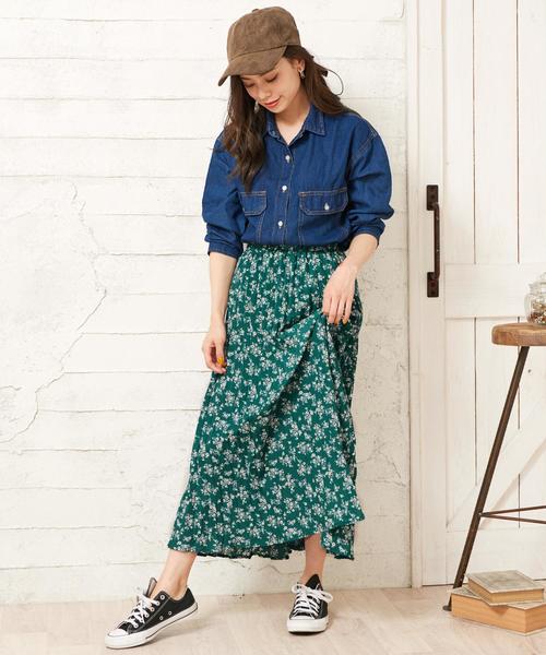 Girly Doll（ガーリードール）の「花柄 ロングプリーツスカート（スカート・レディース・ホワイト系その他/レオパード/ドット/ブラック系その他/グレー系その他/ブラック系その他2/ブラック/グリーン系その他2/グリーン系その他/グレー/ホワイト系その他2/ブルー/ベージュ・M/L）」の14枚目の写真