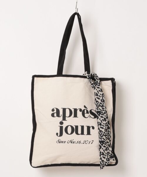 apres jour（アプレジュール）の「スカーフ付きキャンバスバッグ（トートバッグ・レディース・ブラック/アイボリー/その他/ライトベージュ/ブラック系その他/ベビーピンク・ﾌﾘ-）」の3枚目の写真