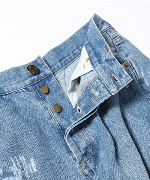 mystic（ミスティック）の「ダメージデニムテーパード（デニムパンツ・レディース・ブルー/ホワイト・1/2）」の4枚目の写真