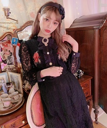 Swankiss ブラックバラ刺繍ワンピース Swankiss ブラックバラ刺繍ワンピース - メルカリ