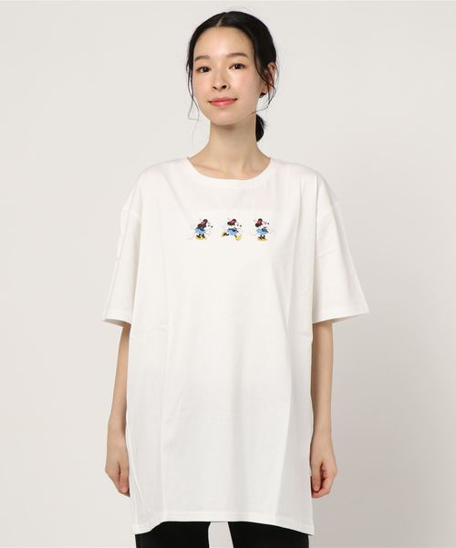 dazzlin(ダズリン)の「RUN! BIG/TEE(MINNIE MOUSE)(Tシャツ/カットソー・レディース・ベージュ/オフホワイト・FREE)」の1枚目の写真