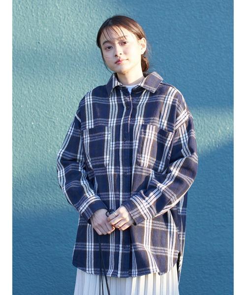 AMERICAN HOLIC（アメリカンホリック）の「Wポケット厚手チェックBIGシャツ ＊（シャツ/ブラウス・レディース・ホワイト系その他7/ブラウン系その他4/ブルー系その他5/その他5・FREE）」の14枚目の写真