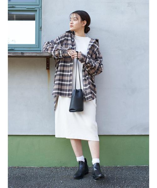 AMERICAN HOLIC（アメリカンホリック）の「Wポケット厚手チェックBIGシャツ ＊（シャツ/ブラウス・レディース・ホワイト系その他7/ブラウン系その他4/ブルー系その他5/その他5・FREE）」の19枚目の写真