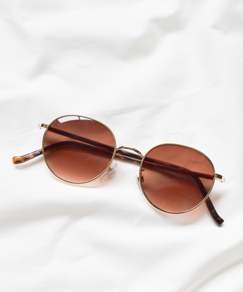 B.I.D.（ビーアイディー）の「《ボストンタイプ》サングラス（サングラス・レディース・ライトグレー/ブラウン/グレー/ピンク/ブルー/クリア/ブラウン系・FREE）」の4枚目の写真