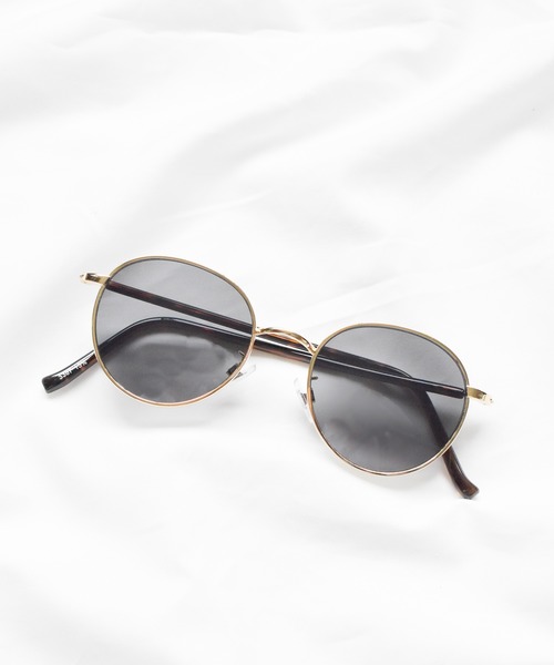 B.I.D.（ビーアイディー）の「《ボストンタイプ》サングラス（サングラス・レディース・ライトグレー/ブラウン/グレー/ピンク/ブルー/クリア/ブラウン系・FREE）」の3枚目の写真