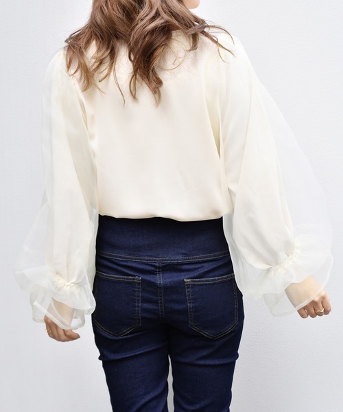 PairPair（ペアペア）の「シアースリーヴスクエアネックブラウス（シャツ/ブラウス・レディース・アイボリー/モカ・FREE）」の9枚目の写真
