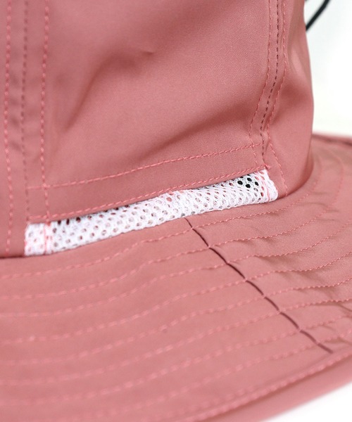 emesuelee(エメスーリー)の「撥水 パステルカラー アドベンチャーハット(ハット・メンズ・マスタード/ライトグレー/ブラック/ピンク・フリー)」の10枚目の写真