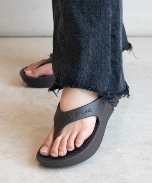 TELIC（テリック）の「【TELIC】テリック　W-FLIP FLOP（サンダル・メンズ・ホワイト/ブラック/グレー/ネイビー/チョコ/ブルー系その他/カーキ/アイボリー/グリーン/キャメル/ゼブラ/レオパード/ブルー系その他2/アッシュグレー/オリーブ/クリアブラウン・S/M/L/XS/XL/ML）」の7枚目の写真