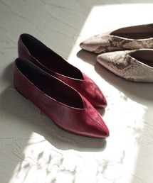 SESTO（セスト）の「センターシームVカットポインテッドトゥの柔らかバブーシュパンプス（パンプス）」