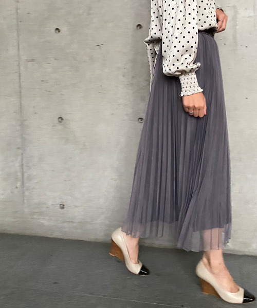 Tiara(ティアラ)の「チュールプリーツスカート(スカート・レディース・チャコールグレー/ブラック/ブラウン/セージグリーン/グレー系その他・FREE)」の8枚目の写真