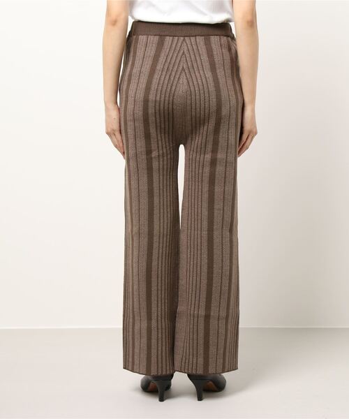 archives(アルシーヴ)の「ストライプジャガードニットパンツ(その他パンツ・レディース・ブラック/グリーン/モカ・MEDIUM)」の5枚目の写真