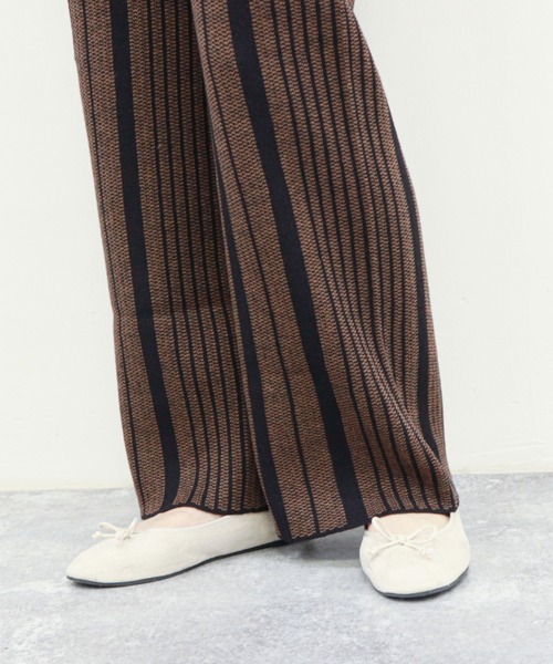 archives(アルシーヴ)の「ストライプジャガードニットパンツ(その他パンツ・レディース・ブラック/グリーン/モカ・MEDIUM)」の18枚目の写真
