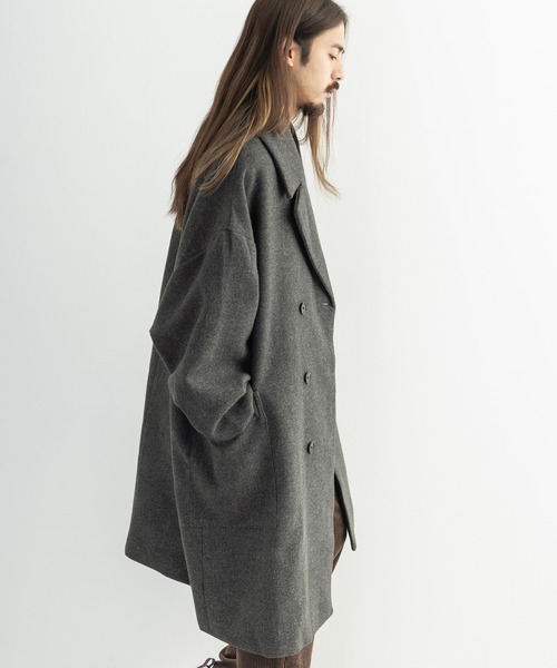 Revo.（レボ）の「Revo. レヴォ オーバーサイズ ダブルチェスターコート TH-3081（チェスターコート・メンズ・グレー/ライトベージュ/チャコール・1(M)/2(L)）」の7枚目の写真