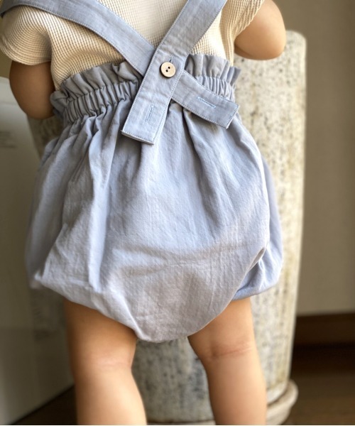 MAKE YOUR DAY（メイクユアデイ）の「サスペンダー付きブルマ（その他ベビーウェア・キッズ・ベージュ/サックスブルー/マスタード/サーモンピンク・FREE）」の3枚目の写真