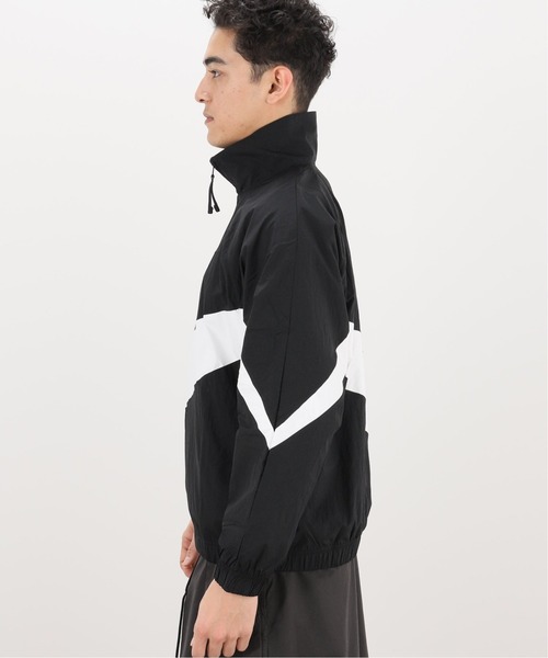 NIKE（ナイキ）の「【NIKE/ナイキ】 ウーブンジャケット（ブルゾン・メンズ・ブラック/レッド・SMALL/MEDIUM/LARGE/X-LARGE）」の4枚目の写真