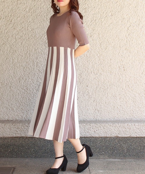 TRUDEA(トルディア)の「ストライプスカートニットワンピース(ワンピース・レディース・サックスブルー/モカ/ベージュ・MEDIUM/LARGE)」の19枚目の写真