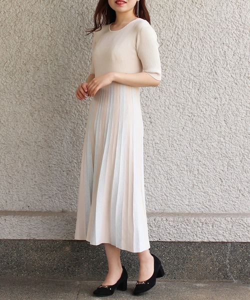 TRUDEA(トルディア)の「ストライプスカートニットワンピース(ワンピース・レディース・サックスブルー/モカ/ベージュ・MEDIUM/LARGE)」の6枚目の写真