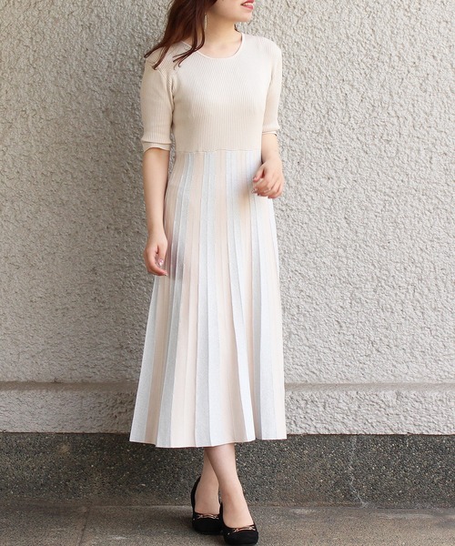 TRUDEA(トルディア)の「ストライプスカートニットワンピース(ワンピース・レディース・サックスブルー/モカ/ベージュ・MEDIUM/LARGE)」の5枚目の写真