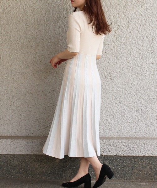 TRUDEA(トルディア)の「ストライプスカートニットワンピース(ワンピース・レディース・サックスブルー/モカ/ベージュ・MEDIUM/LARGE)」の7枚目の写真