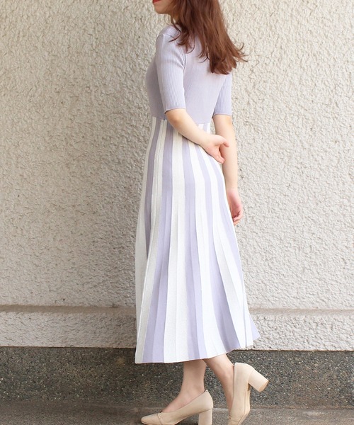 TRUDEA(トルディア)の「ストライプスカートニットワンピース(ワンピース・レディース・サックスブルー/モカ/ベージュ・MEDIUM/LARGE)」の14枚目の写真