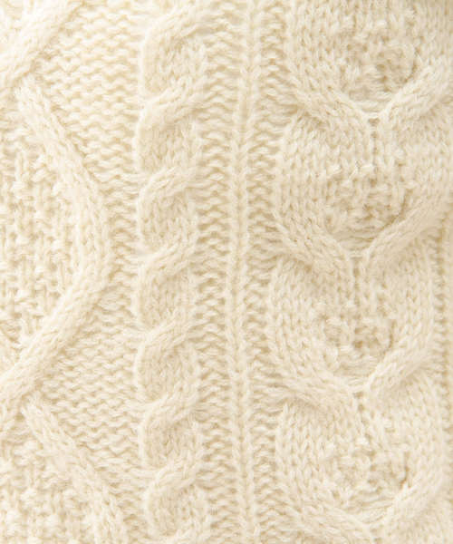 B:MING by BEAMS（ビーミングバイビームス）の「□B ビーミング by ビームス / クロップドケーブルプルオーバー（ニット/セーター・レディース・ブラック/ナチュラル/カーキ/シルバー・ONE SIZE）」の12枚目の写真