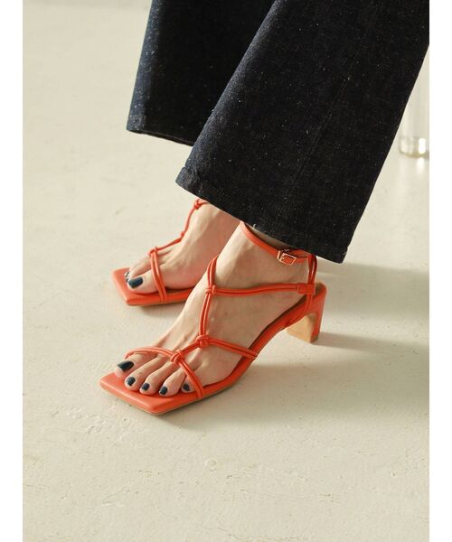 Ungrid（アングリッド）の「ストラップヒールサンダル（サンダル・レディース・ブラック/オレンジ/ブルー・S/M/L）」の16枚目の写真