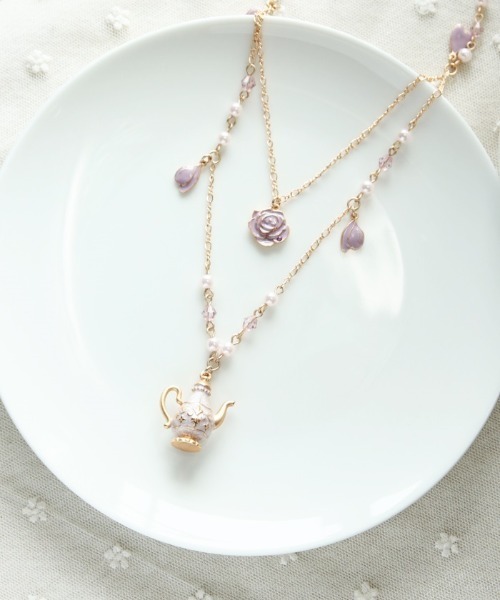 axes femme POETIQUE（アクシーズファムポエティック）の