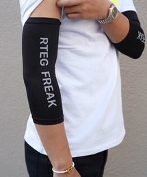 adamsJUGGLER（アダムスジャグラー）の「アームサポーターSHORT（アームカバー・メンズ）」