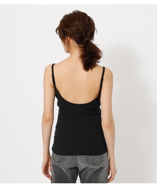 AZUL by moussy(アズールバイマウジー)の「BASIC BACK OPEN CAMISOLE/ベーシックバックオープンキャミソール(キャミソール・レディース・カーキ/ホワイト/ブラック/ライトベージュ・MEDIUM/SMALL)」の6枚目の写真