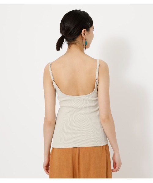 AZUL by moussy(アズールバイマウジー)の「BASIC BACK OPEN CAMISOLE/ベーシックバックオープンキャミソール(キャミソール・レディース・カーキ/ホワイト/ブラック/ライトベージュ・MEDIUM/SMALL)」の11枚目の写真