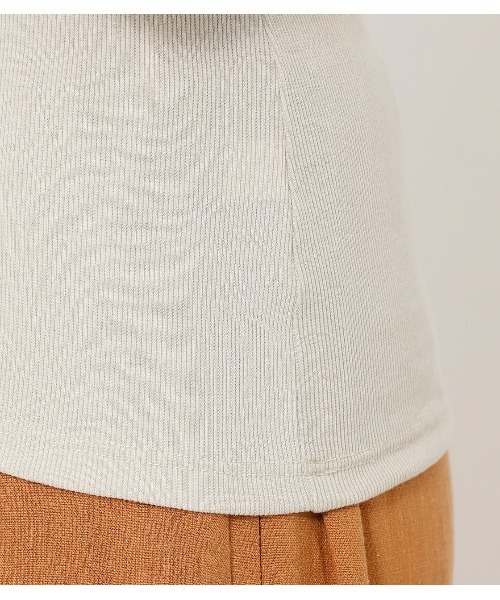 AZUL by moussy(アズールバイマウジー)の「BASIC BACK OPEN CAMISOLE/ベーシックバックオープンキャミソール(キャミソール・レディース・カーキ/ホワイト/ブラック/ライトベージュ・MEDIUM/SMALL)」の14枚目の写真