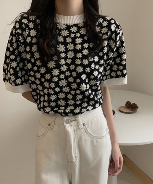 ABITOKYO（アビトーキョー）の「花柄クルーネックブラウス（シャツ/ブラウス・レディース・ブラック/パープル/オレンジ/ブルー・FREE）」の22枚目の写真