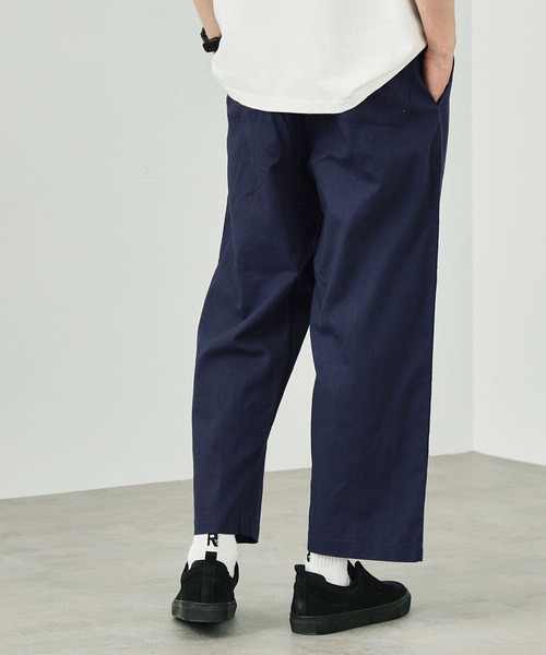 EDWIN(エドウィン)の「ツータック チノ クロップド(チノパンツ・メンズ・ブラック/ベージュ/ネイビー/カーキ・S/M/L/XL)」の16枚目の写真