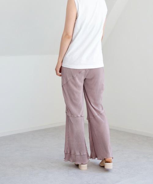 UNFIELD（アンフィールド）の「【UNFIELD プリーツクロスメローフレアパンツ】（その他パンツ・レディース・パープル/ピンクベージュ/グレイッシュベージュ・FREE）」の13枚目の写真