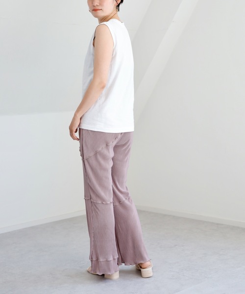 UNFIELD（アンフィールド）の「【UNFIELD プリーツクロスメローフレアパンツ】（その他パンツ・レディース・パープル/ピンクベージュ/グレイッシュベージュ・FREE）」の14枚目の写真