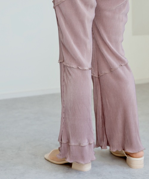 UNFIELD（アンフィールド）の「【UNFIELD プリーツクロスメローフレアパンツ】（その他パンツ・レディース・パープル/ピンクベージュ/グレイッシュベージュ・FREE）」の16枚目の写真