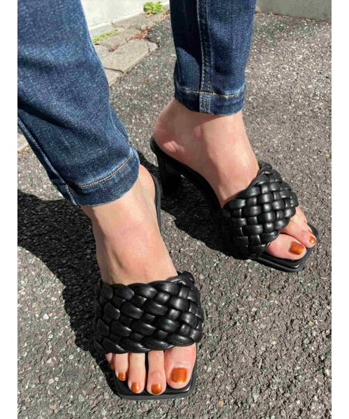 EMODA（エモダ）の「ブレイドスクエアサンダル（サンダル・レディース・ブラック/ホワイト・MEDIUM/LARGE/SMALL）」の4枚目の写真