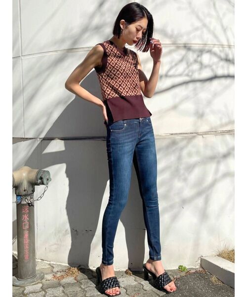 EMODA（エモダ）の「ブレイドスクエアサンダル（サンダル・レディース・ブラック/ホワイト・MEDIUM/LARGE/SMALL）」の5枚目の写真