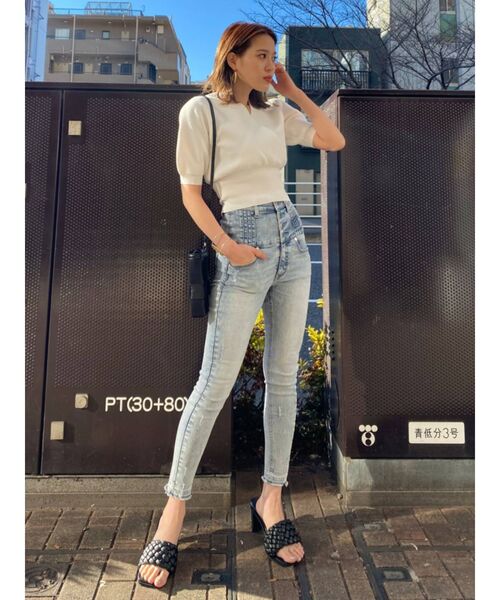 EMODA（エモダ）の「ブレイドスクエアサンダル（サンダル・レディース・ブラック/ホワイト・MEDIUM/LARGE/SMALL）」の6枚目の写真