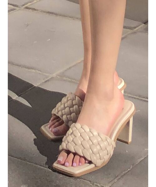 EMODA（エモダ）の「ブレイドスクエアサンダル（サンダル・レディース・ブラック/ホワイト・MEDIUM/LARGE/SMALL）」の14枚目の写真