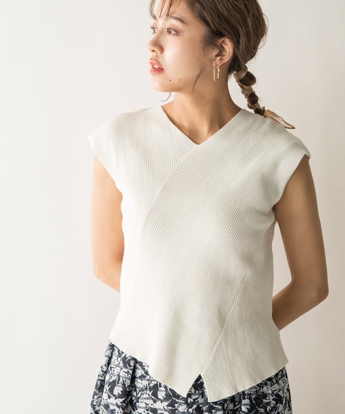 MILLION CARATS（ミリオンカラッツ）の「【STYLE4】2WAYクロスリブニット（ニット/セーター・レディース・オフホワイト/ブラック/カーキ/ブルー・FREE）」の2枚目の写真